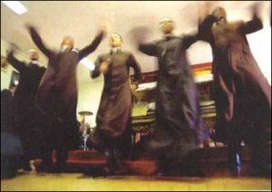 ¡Los curas también curan!