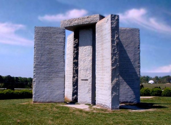 El coronavirus no s&oacute;lo est&aacute; acabando con la humanidad, sino con la econom&iacute;a